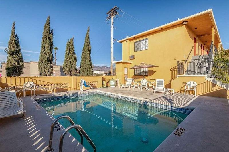 Econo Lodge University Tucson Exterior foto